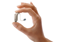 Conheça os principais modelos de aparelho auditivo Binaural